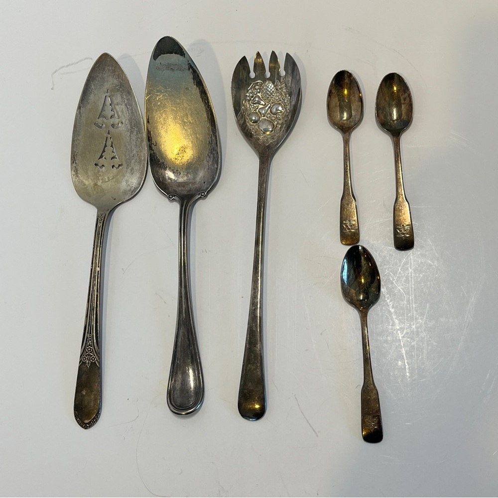 5/$35 Vintage Misc Serve Ware Spoons WM Rogers Silver Plated Falstaff Silverware